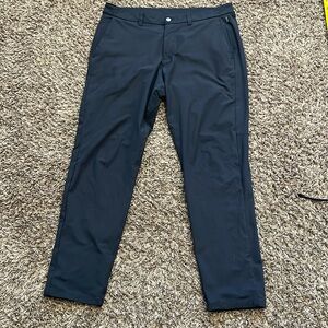 Lululemon Commissioner pant mens 36 x 31 black performance stretch comfy